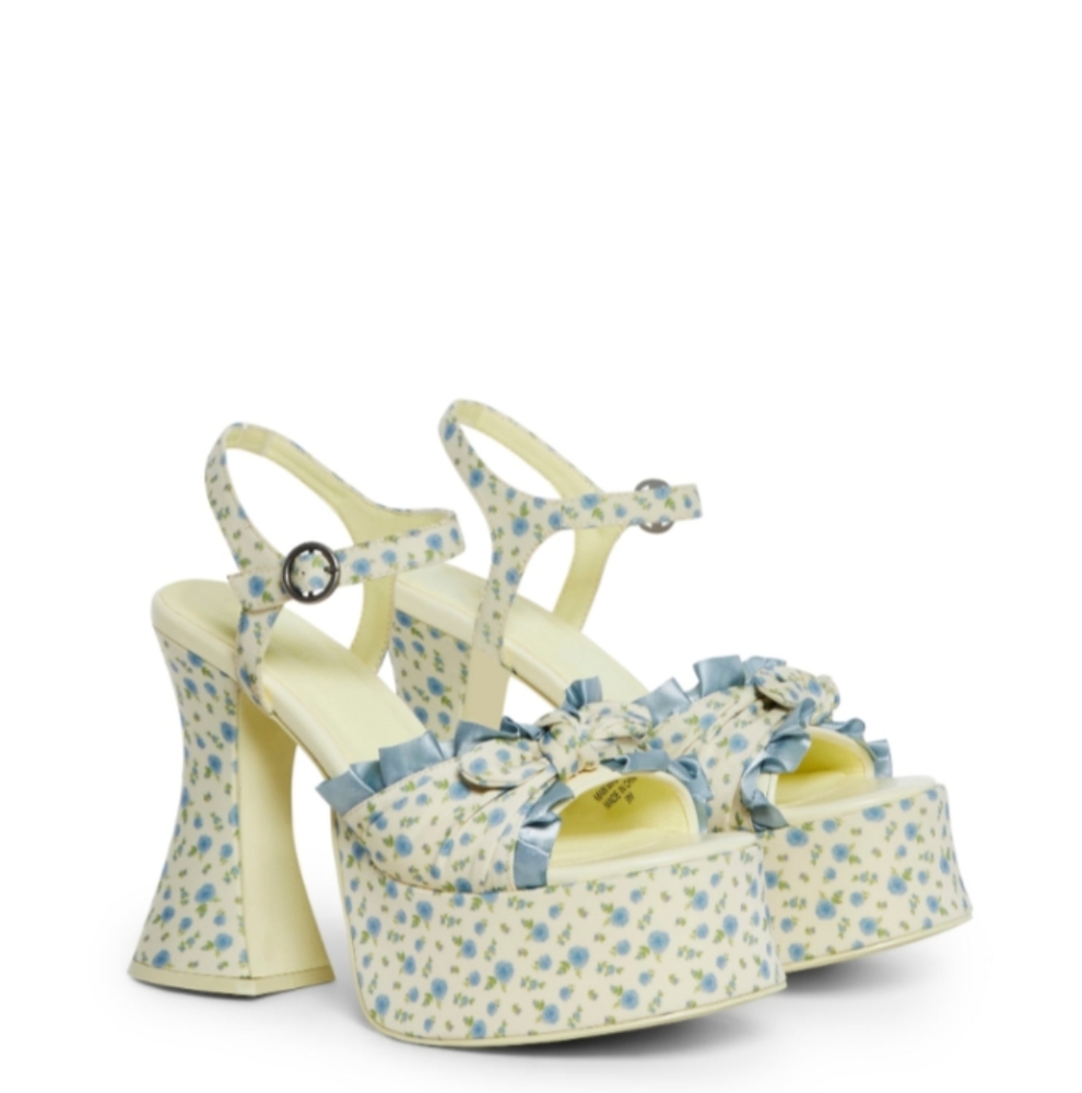 Southern Sworn Platform Sandals - Picture 10 of 12